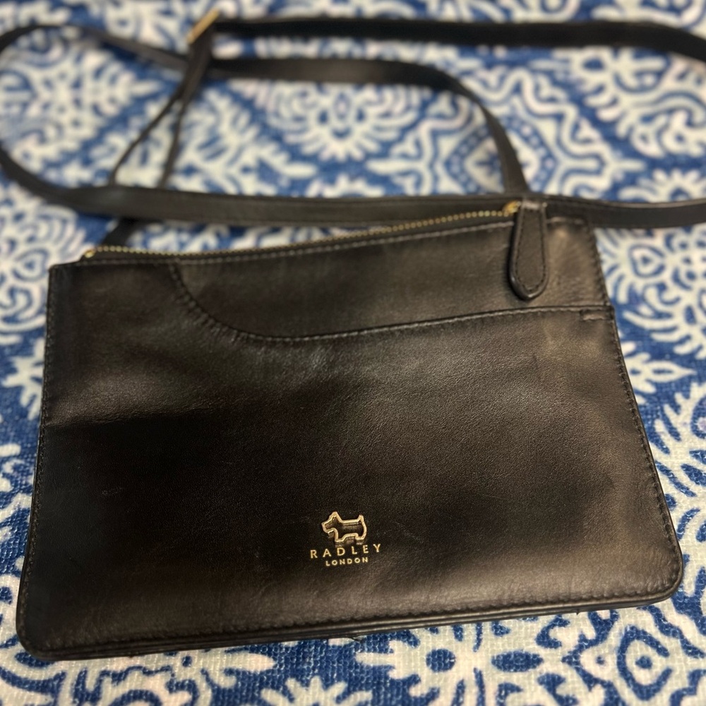 Radley London smooth leather crossbody bag
